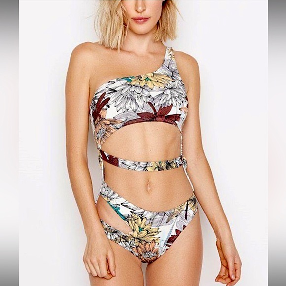 NWT Ris-K Swimwear Adventure One Piece in Lotus - Picture 1 of 4